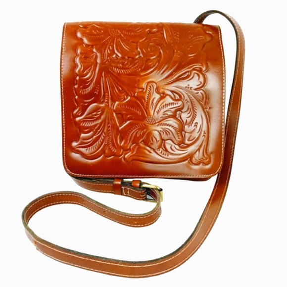 Patricia Nash Crossbody purse - Picture 15 of 16